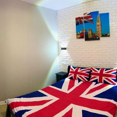 Apartment Studio London 92 Irpin Luaran gambar