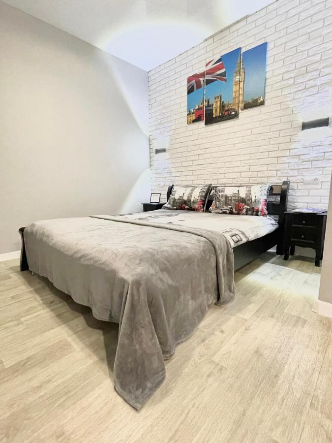 Apartment Studio London 92 Irpin Luaran gambar